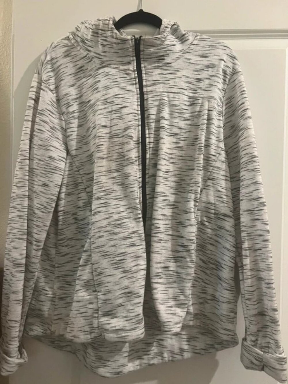 Danskin Now Ladies Gray Long Sleeve Polyester Full Zip Jacket Size XXXL (22)